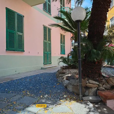 Arcobaleno Rondo Garibaldi Apartment Sanremo