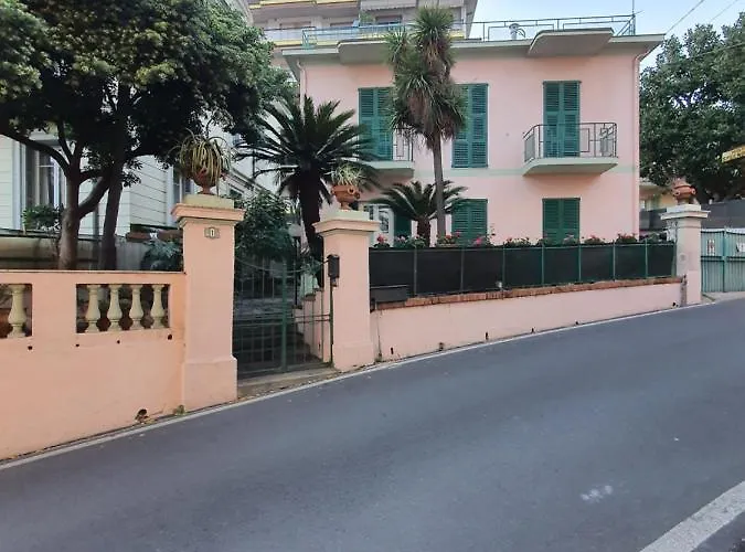 Arcobaleno Rondo Garibaldi Lägenhet *